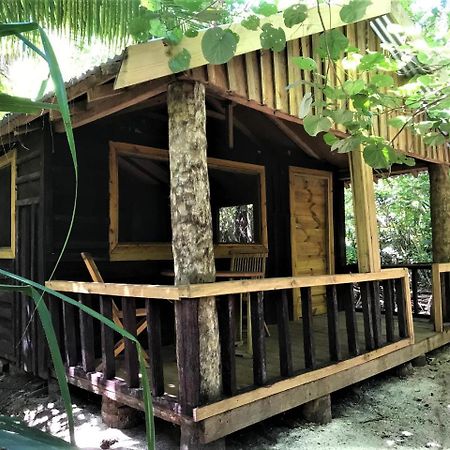 Serenity Beaches Resort Uoleva Island Bagian luar foto
