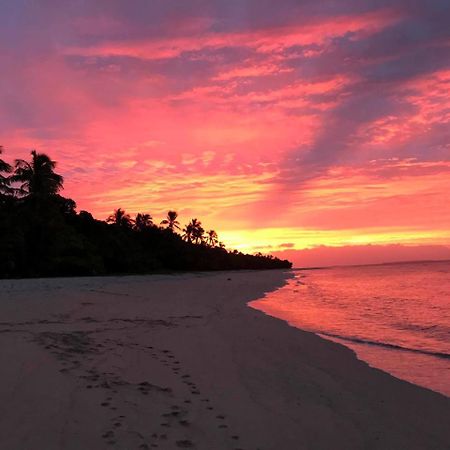 Serenity Beaches Resort Uoleva Island Bagian luar foto