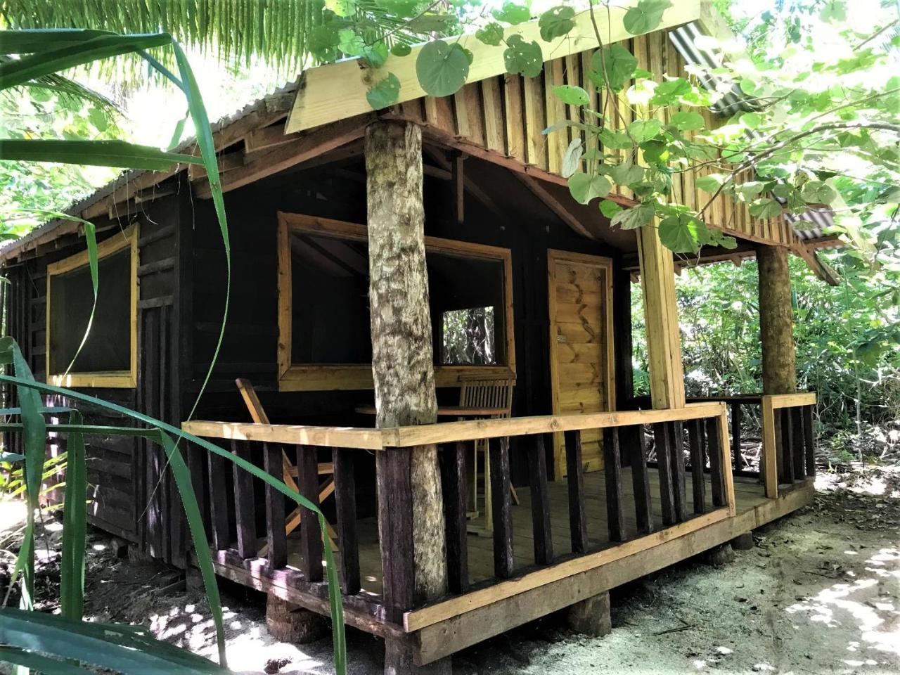 Serenity Beaches Resort Uoleva Island Bagian luar foto