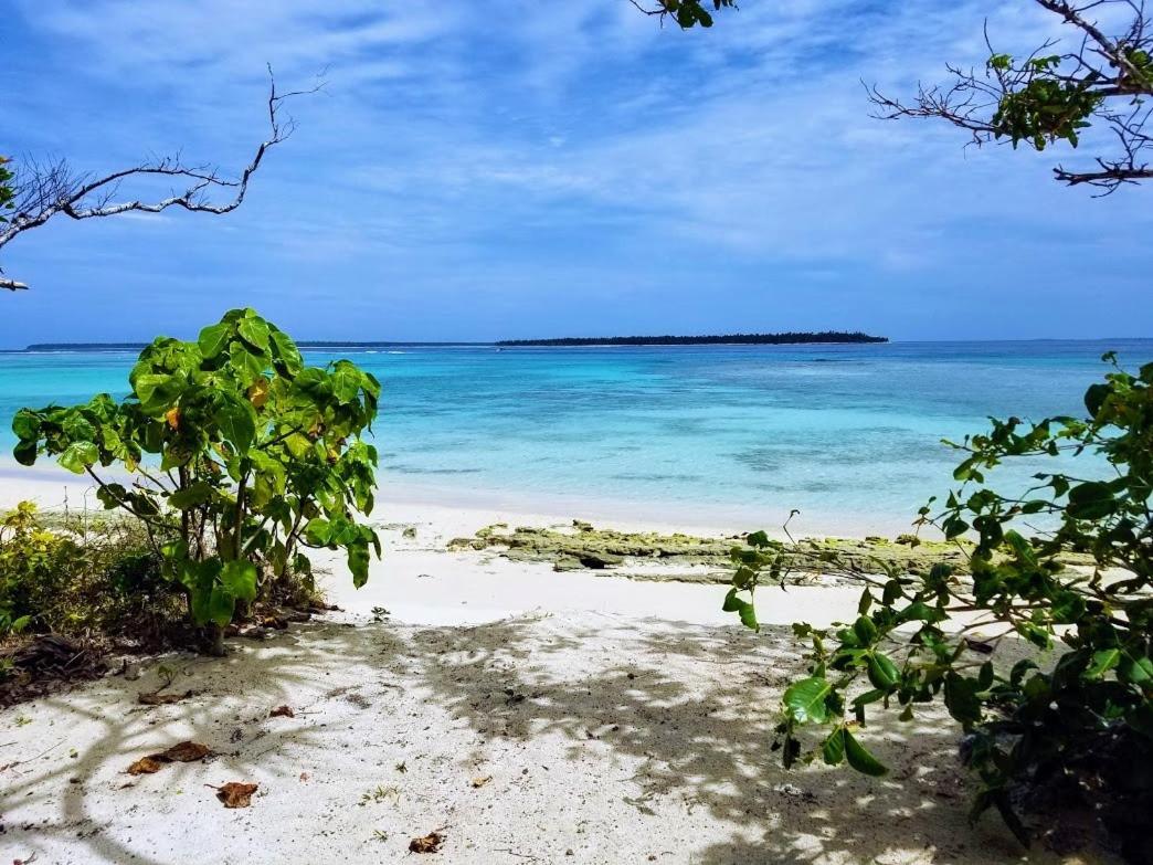Serenity Beaches Resort Uoleva Island Bagian luar foto