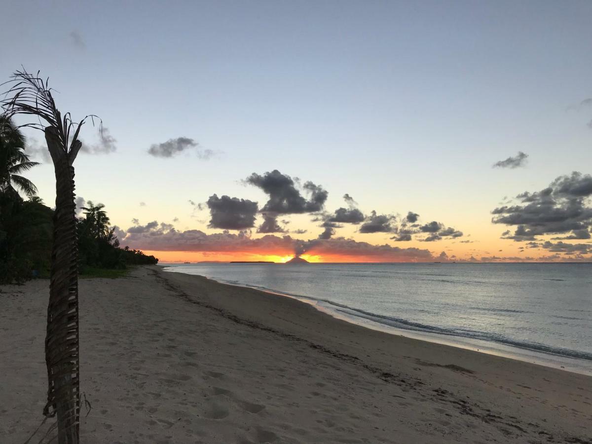 Serenity Beaches Resort Uoleva Island Bagian luar foto
