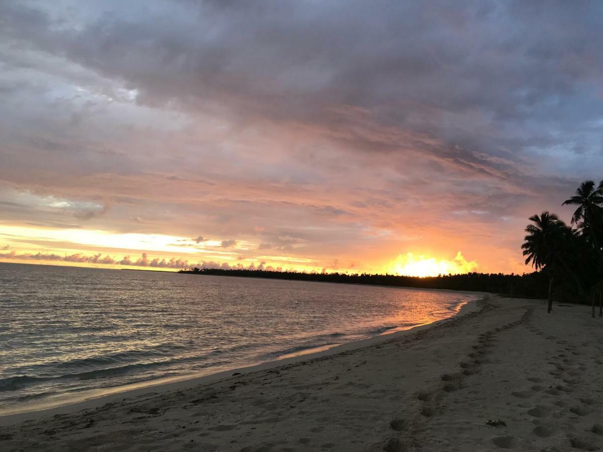 Serenity Beaches Resort Uoleva Island Bagian luar foto